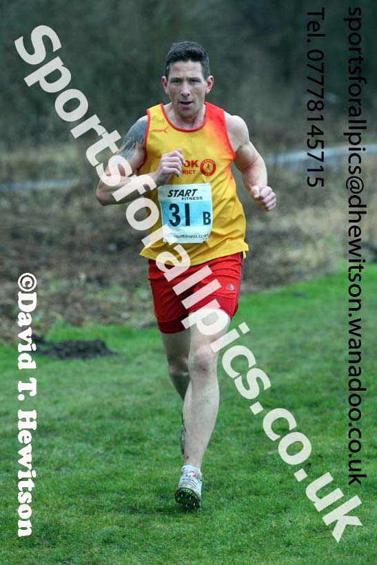 Mens veterans Durham Cathedral Cross Country Relays, Maiden Castle, Durham. Photo: David T. Hewitson/Sports for All Pics